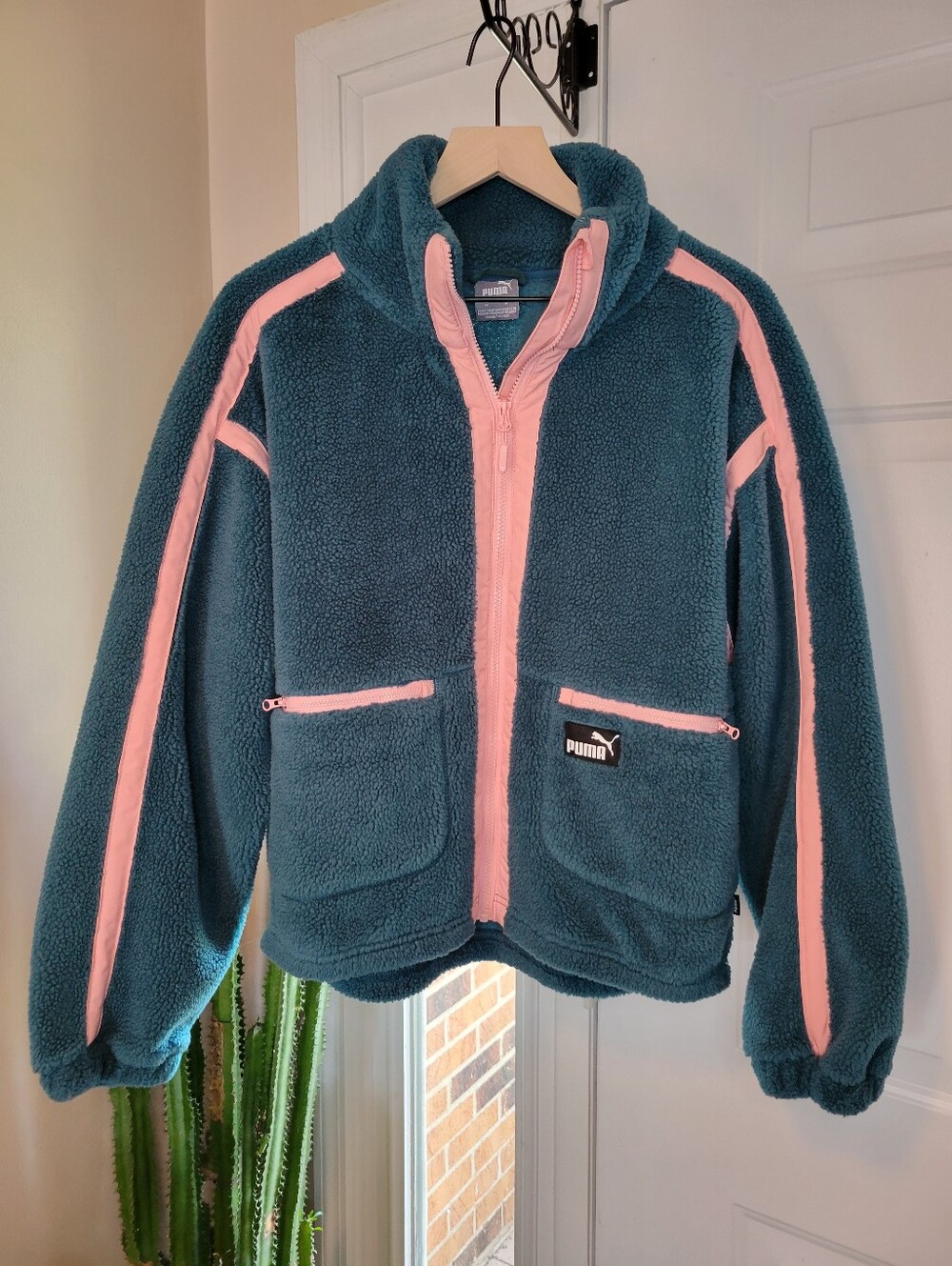 Puma Sherpa Fleece Dark Teal Full Zip Jacket, Size Womens Medium